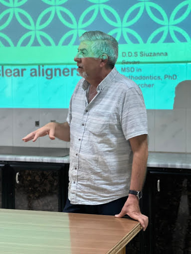 Профессор Севан М.Н. и врач ортодонт Севан С.М. посетили отделения ортодонтии государственного университета Хама, Сирия. Профессор Севан М.Н. и врач ортодонт Севан С.М. посетили отделения ортодонтии государственного университета Хама, Сирия.