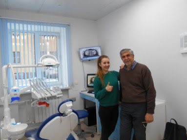 Наша счастливая пациентка после установки брекет-системы у профессора-ортодонта Севан М.Н