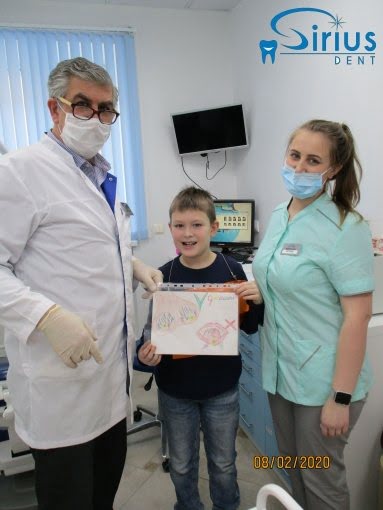 Наши очаровательные маленькие пациенты приходят с сюрпризами для своего доктора